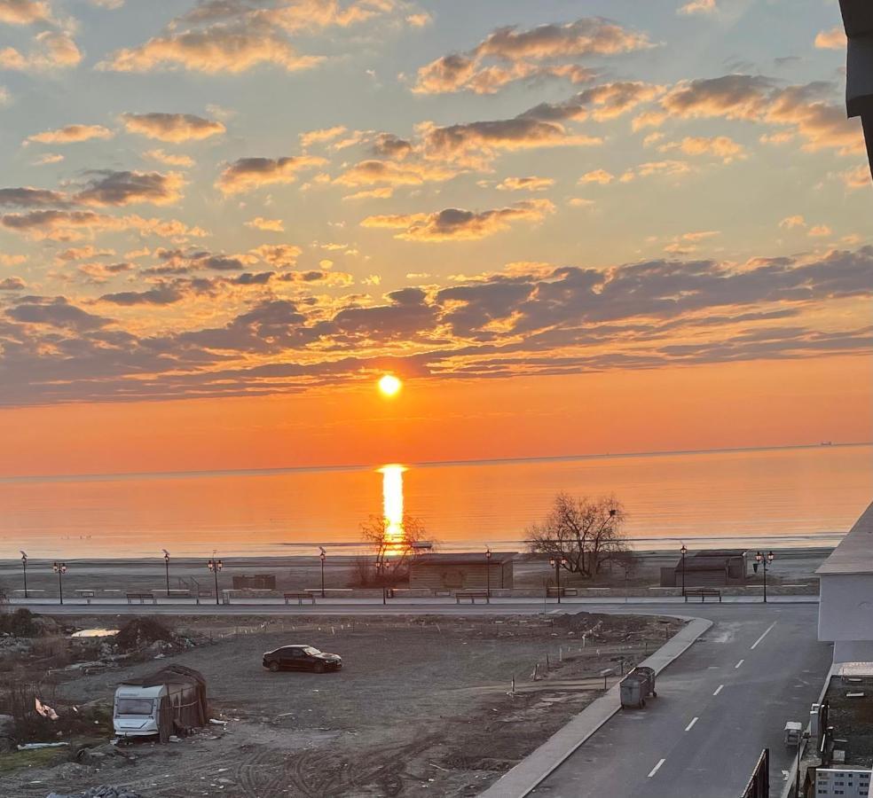Apartament Mamaia-Nord Iuliana Năvodari Exterior foto